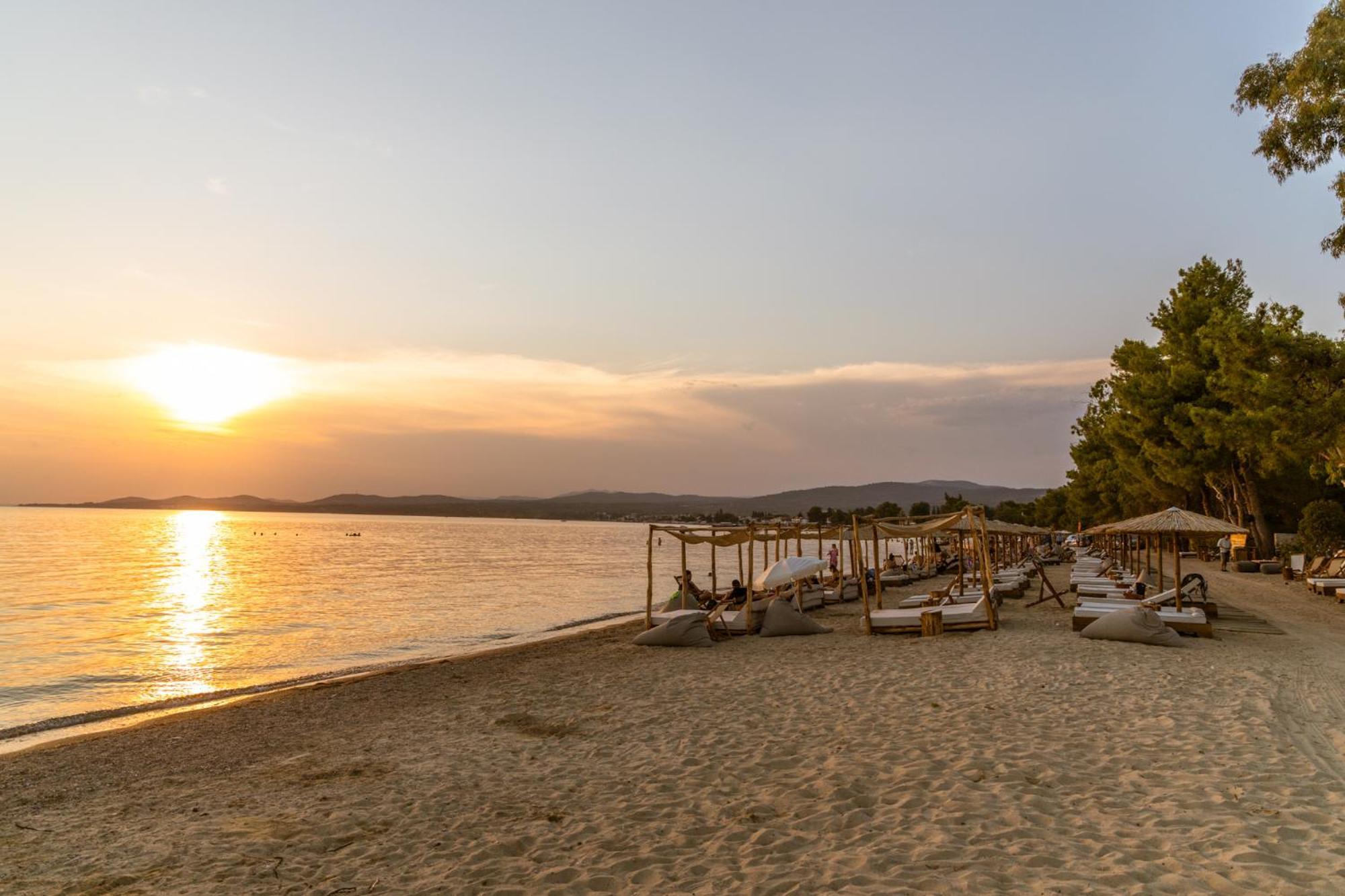 Ergon Beach House Nikiti Eksteriør bilde